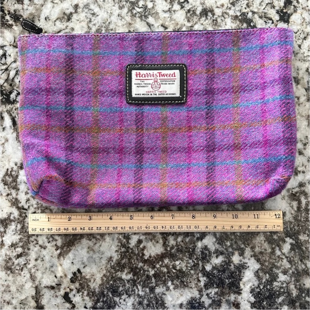 Harris Tweed zip bag, like new